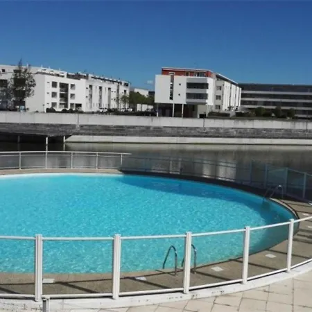 2 Pieces Avec Terrasse, Piscine, Et Parking Prive - La Rochelle, Les Minimes - Fr-1-246-91 * לה רושל
