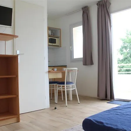 דירה 2 Pieces Avec Terrasse, Piscine, Et Parking Prive - La Rochelle, Les Minimes - Fr-1-246-91